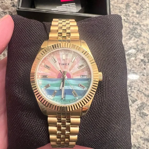 Timex x Jacqui Aiche Sunrise Limited Edition 36mm watch - Picture 10 of 16